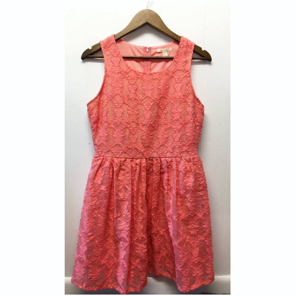 Miami | Peach Lace Covered & Lined A-Line Dress •